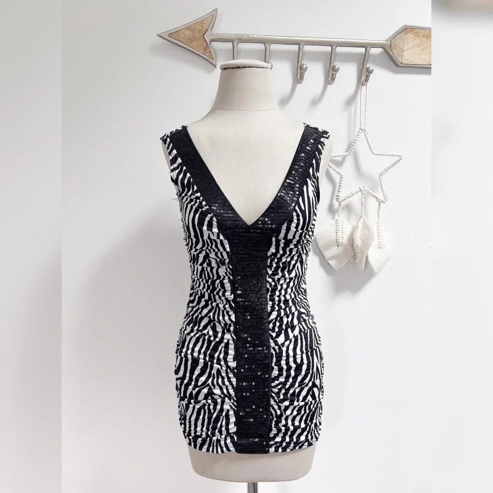 💖Animal Print and Sequin Tunic💖